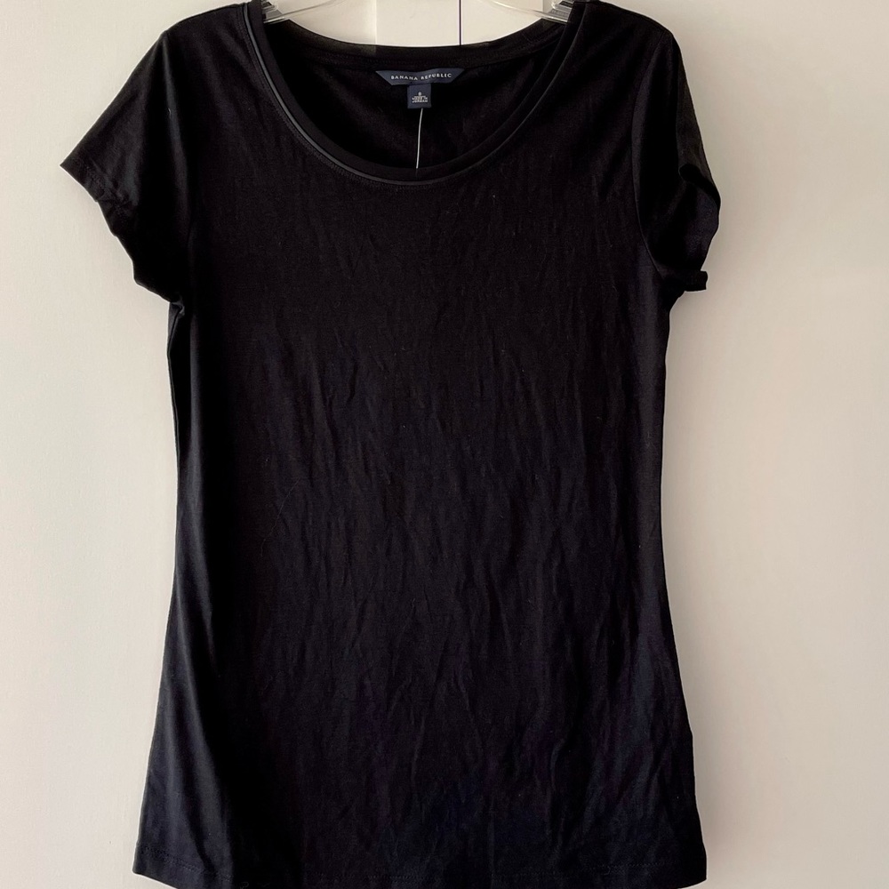 Banana Republic Classic Black Short Sleeved Tee Top, size S